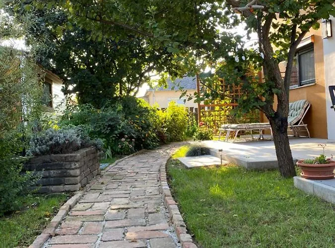 Vuko Vendeghaz Apartment Balatonboglar